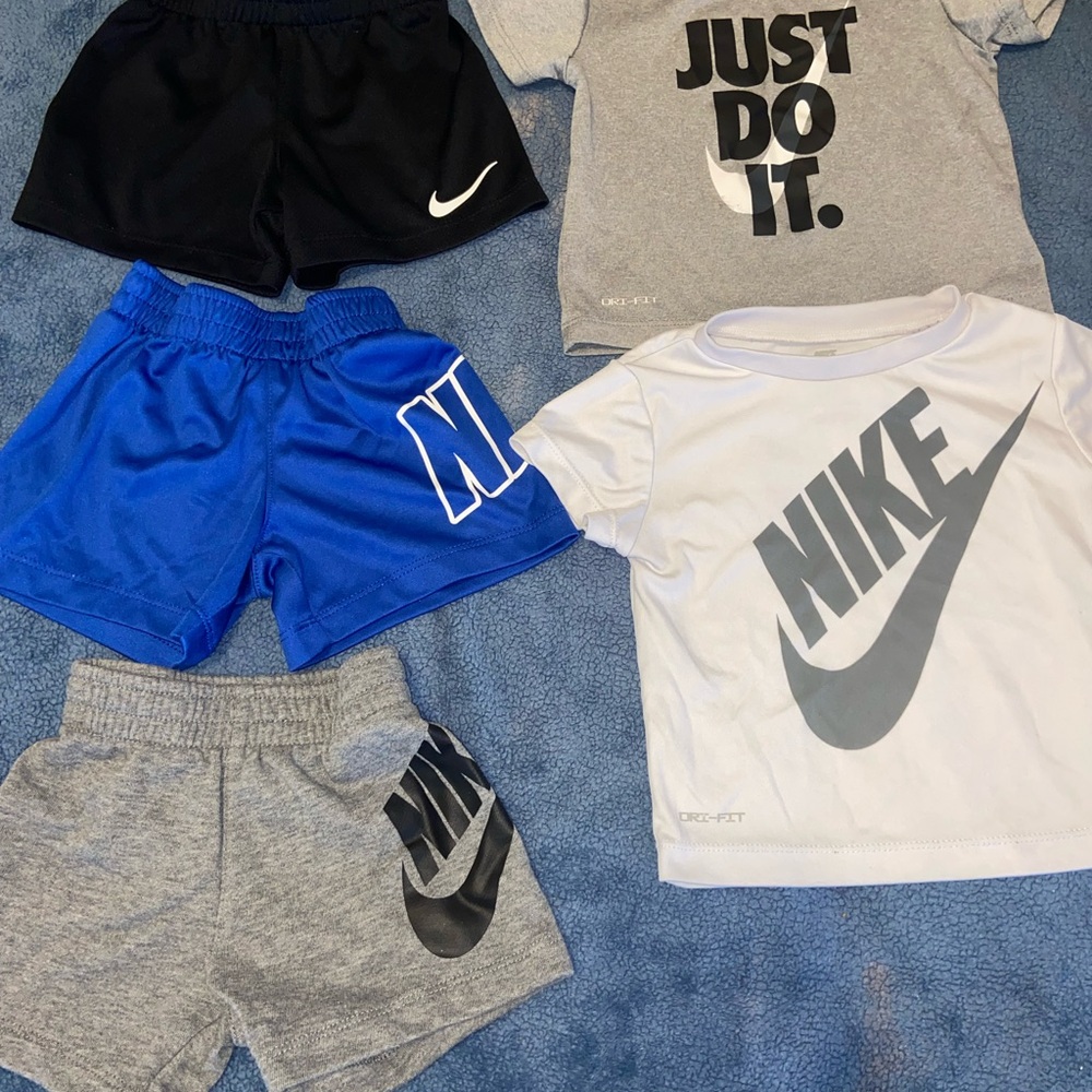 Nike Kids' Athletic Set - Black, Blue, Gray along with Pink Fong Baby Shark outf